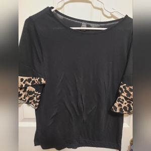 Black and leopard top